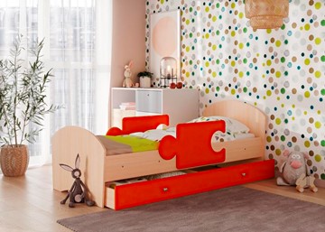 Детская кровать с ящиком и бортиками Мозайка, корпус Млечный дуб/фасад Оранжевый (щиты) в Орске