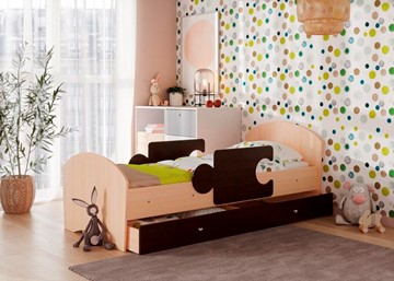 Детская кровать с ящиком и бортиками Мозайка, корпус Млечный дуб/фасад Венге (ламели) в Оренбурге