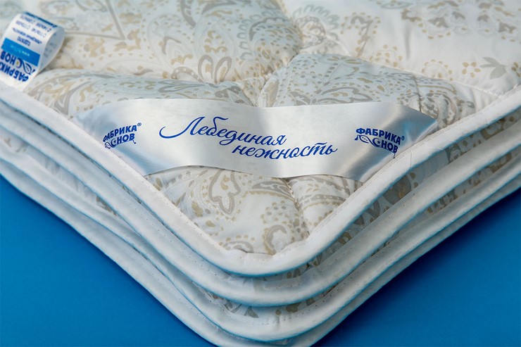 Одеяло всесезонное полутороспальное Лебединая нежность в Бузулуке - изображение 1