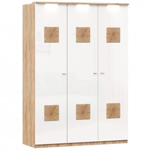 Шкаф 3х-дверный Фиджи с декоративными накладками, Дуб золотой/Белый в Бузулуке